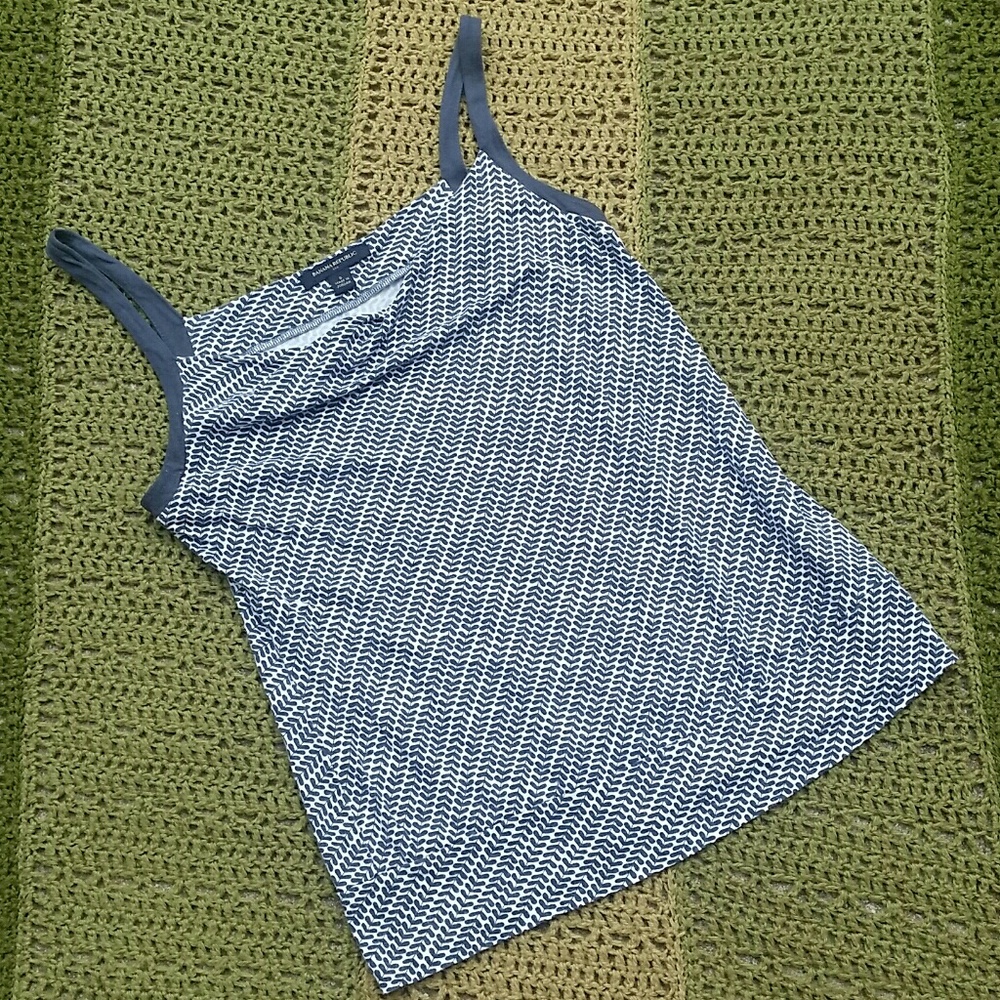 Leaf pattern Banana Republic sleeveless top